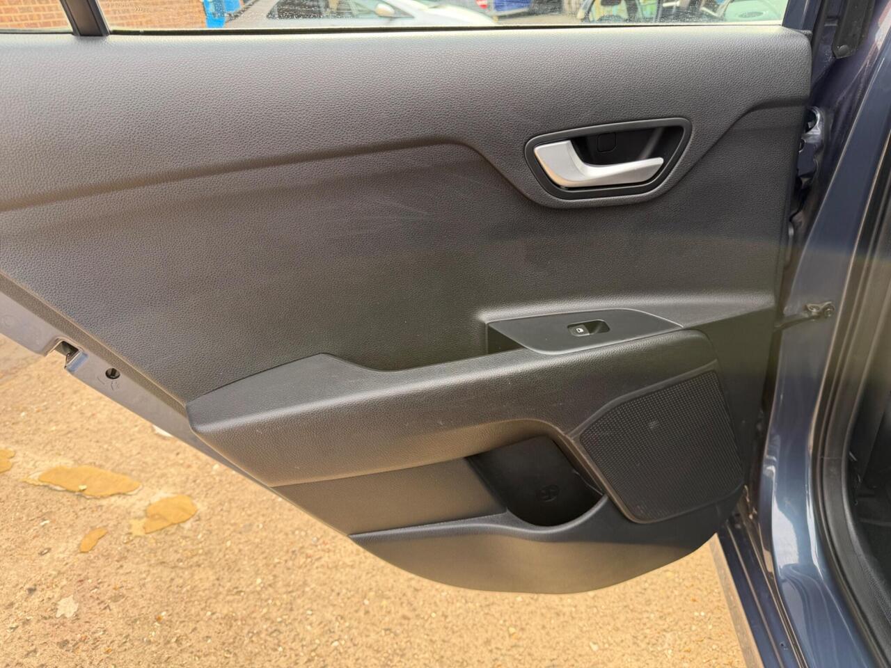 Used Kia Rio 2017 for sale - 78011750: Photo 34