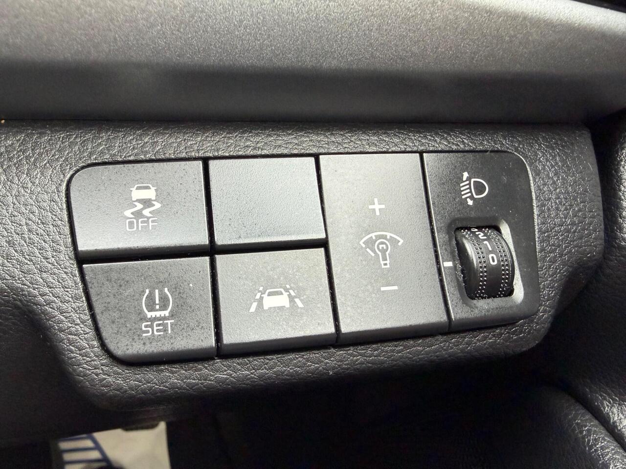 Used Kia Rio 2017 for sale - 78011750: Photo 38