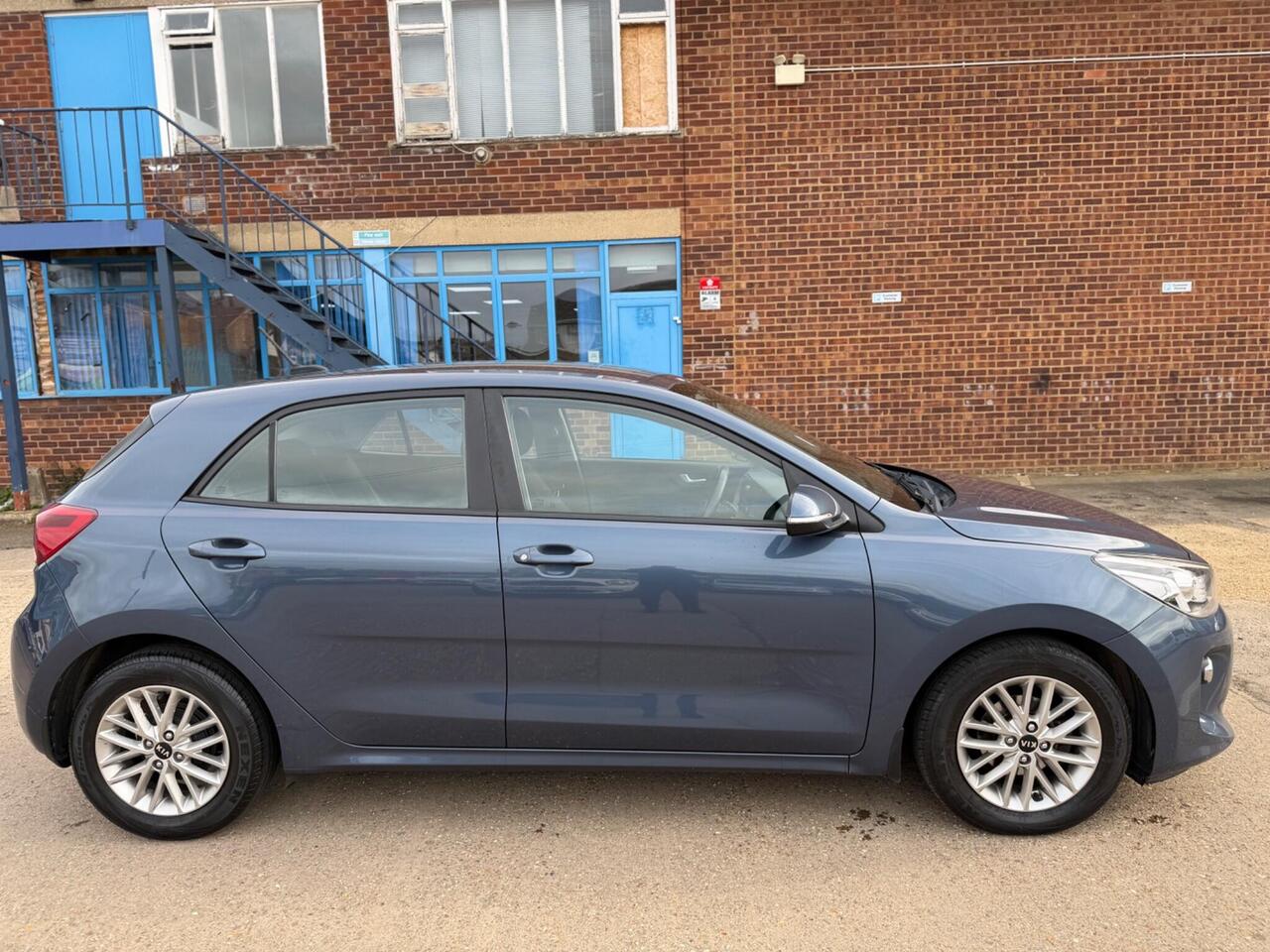 Used Kia Rio 2017 for sale - 78011750: Photo 4
