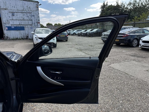 Used BMW 3 Series 2014 for sale - 75591200: Photo 47