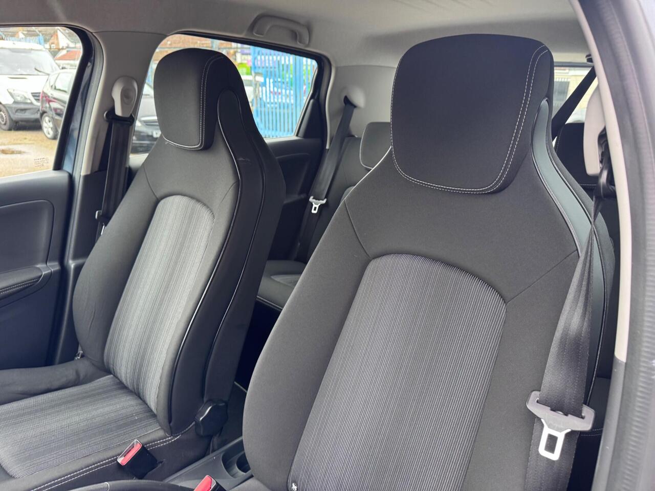 Used Renault Zoe 2018 for sale - 78011755: Photo 38