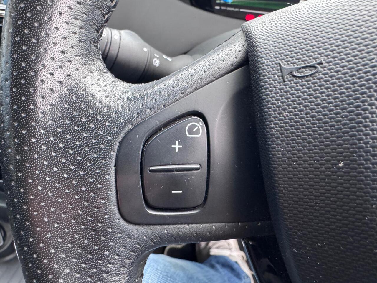 Used Renault Zoe 2018 for sale - 78011755: Photo 46