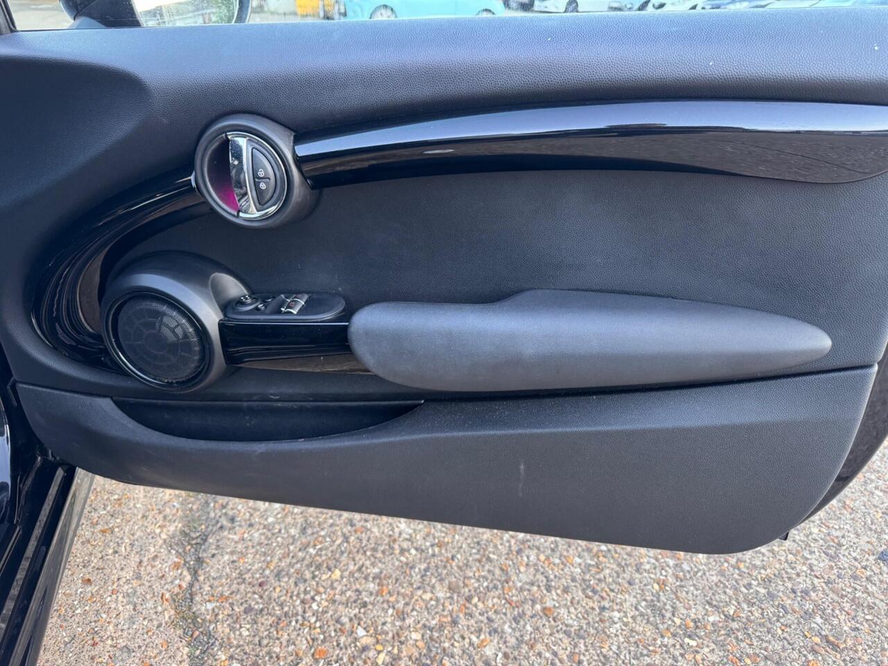 Used MINI Hatch 2017 for sale - 76318686: Photo 23