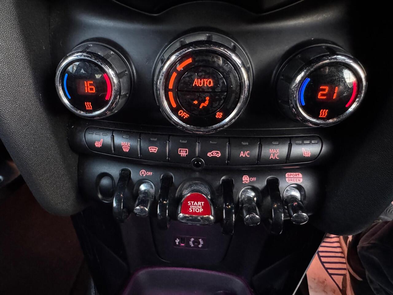 Used MINI Hatch 2017 for sale - 76318686: Photo 35