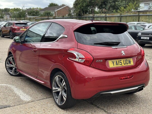 Used Peugeot 208 2015 for sale - 75390184: Photo 10