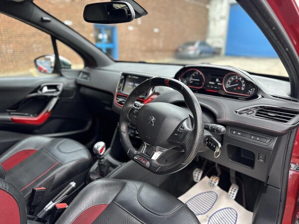 Used Peugeot 208 2015 for sale - 75390184: Photo 17