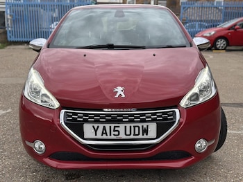 Used Peugeot 208 2015 for sale - 75390184: Photo