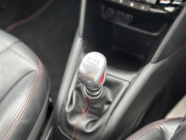 Used Peugeot 208 2015 for sale - 75390184: Photo 32