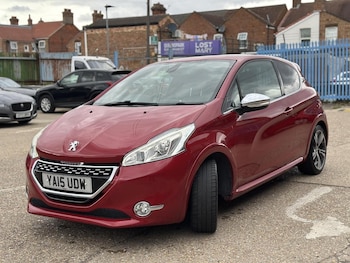Used Peugeot 208 2015 for sale - 75390184: Photo