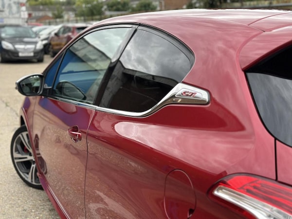 Used Peugeot 208 2015 for sale - 75390184: Photo 9