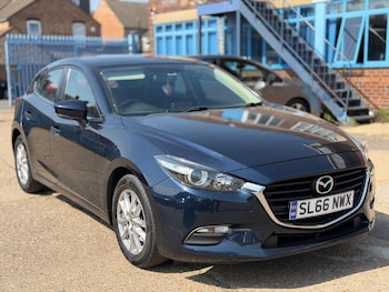 Used Mazda Mazda3 2016 for sale - 79013837: Photo