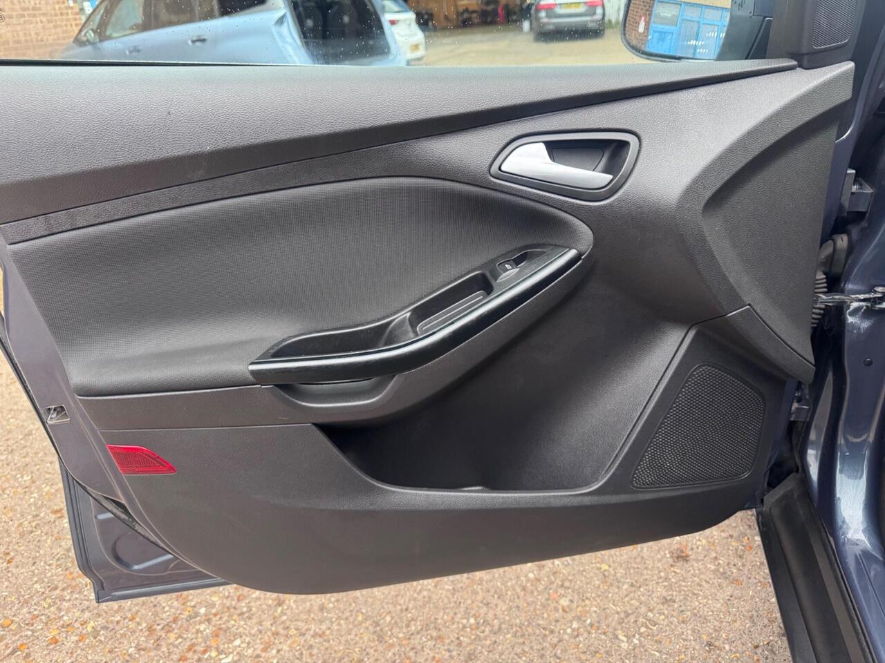 Used Ford Focus 2013 for sale - 78010968: Photo 17