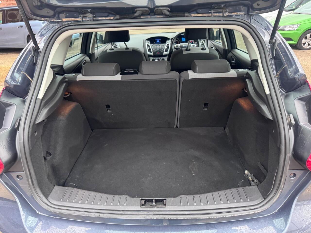 Used Ford Focus 2013 for sale - 78010968: Photo 8