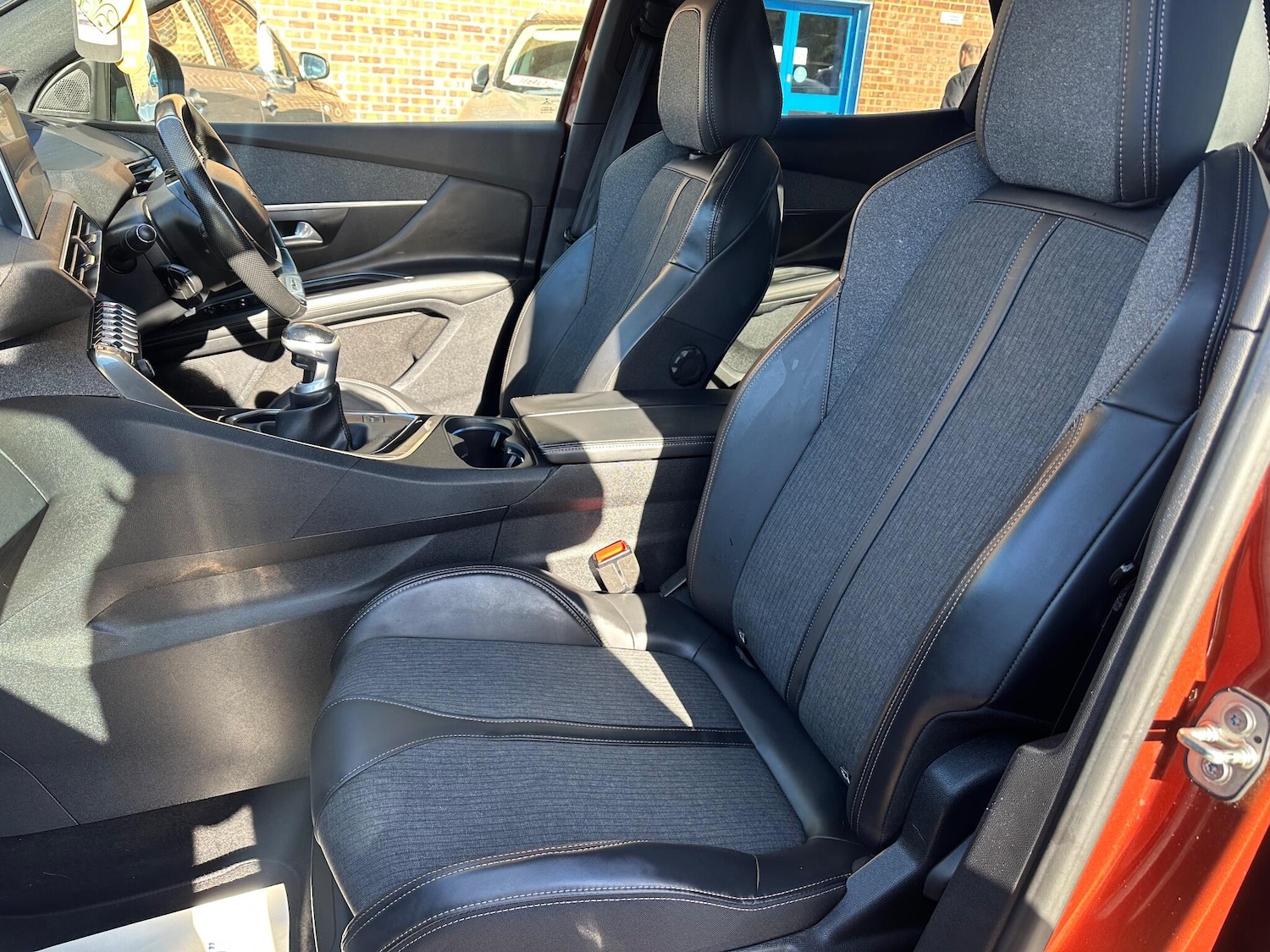 Used Peugeot 3008 2018 for sale - 76501103: Photo 25