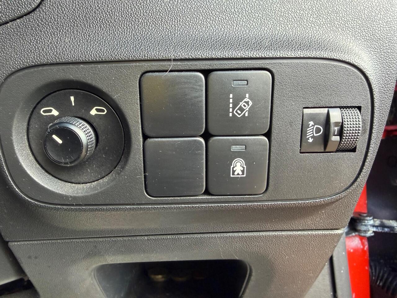 Used Citroen C3 2017 for sale - 78087741: Photo 47