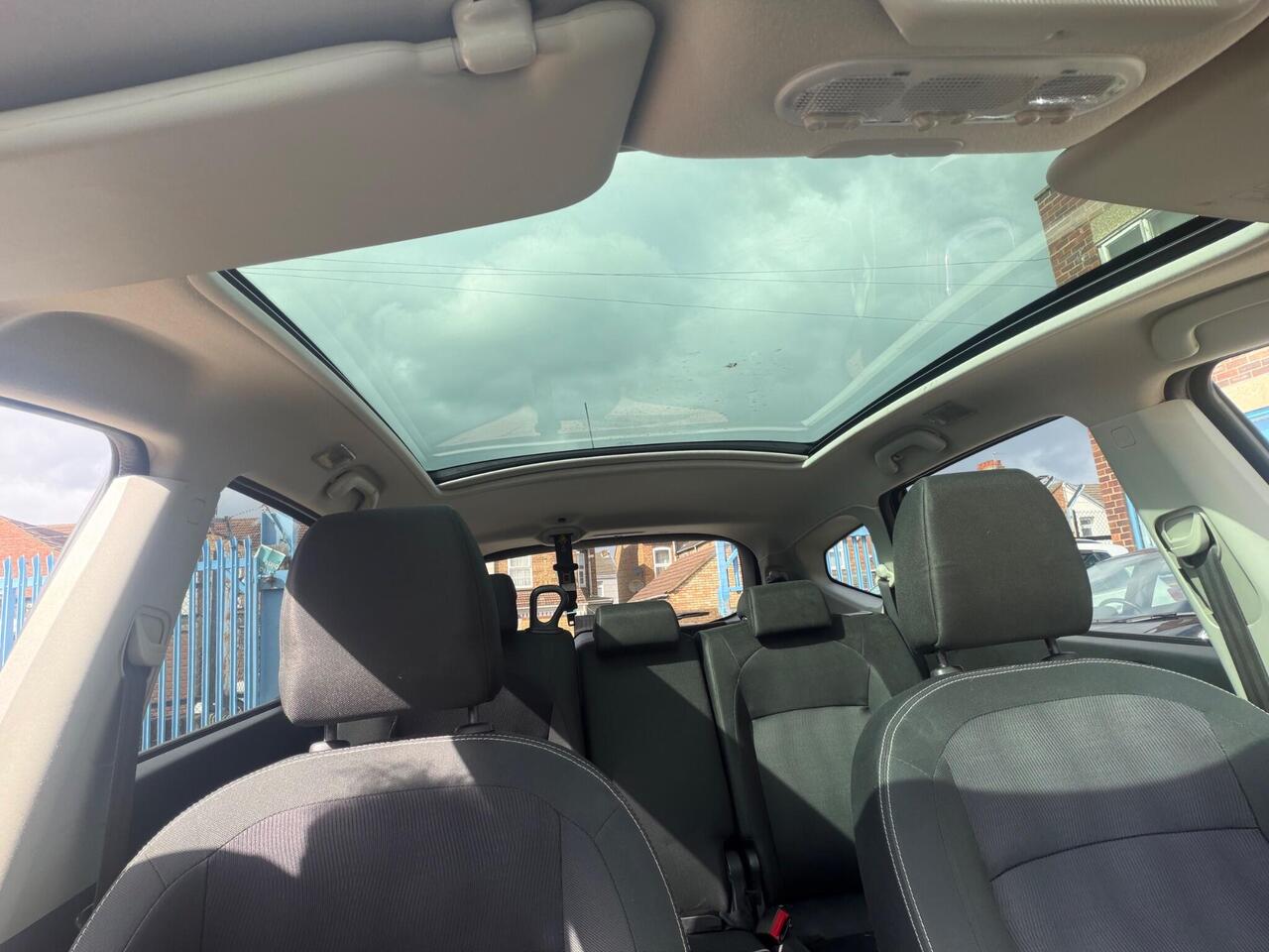 Used Nissan Qashqai+2 2012 for sale - 78063309: Photo 35