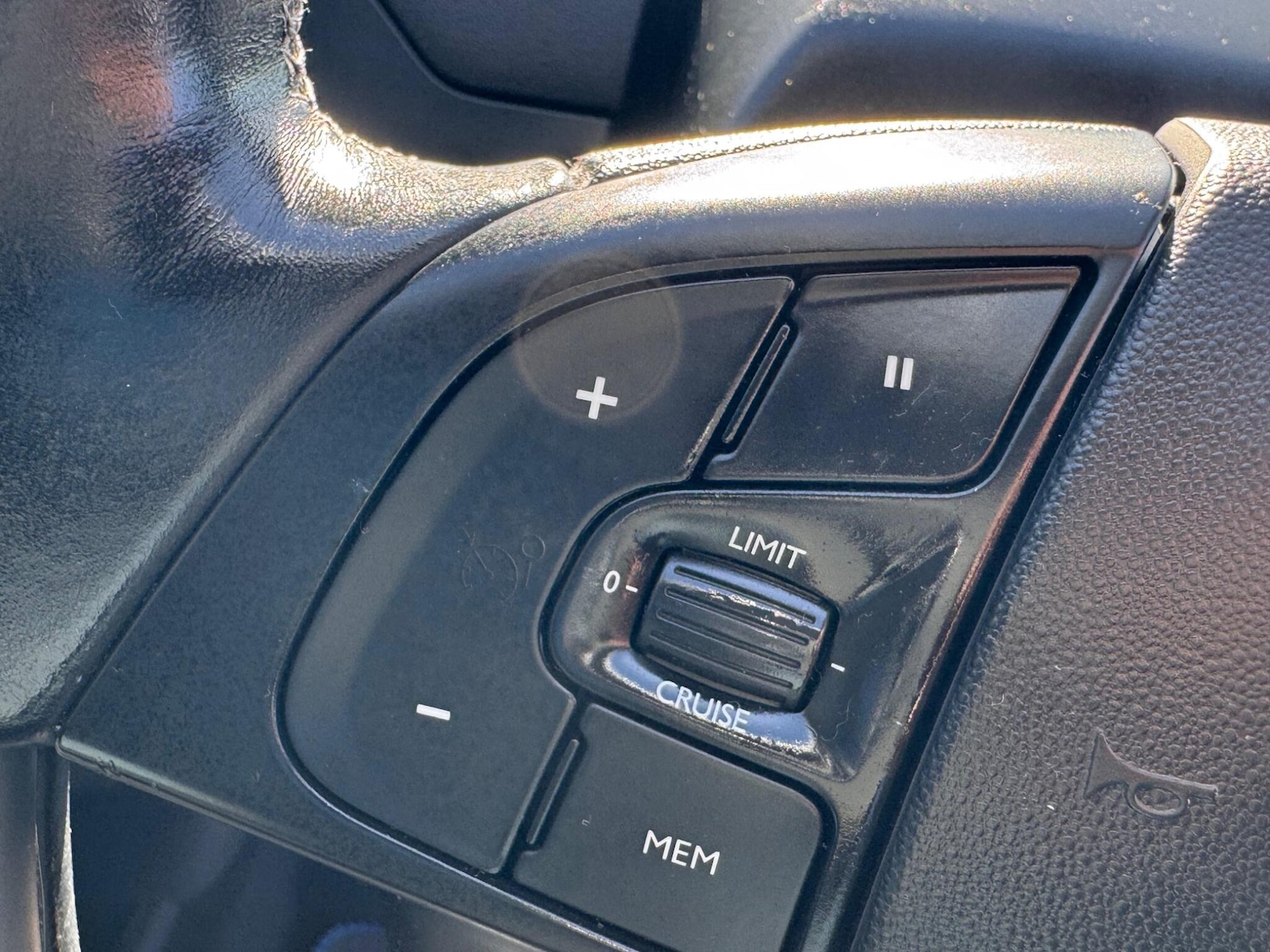 Used Citroen C4 Grand Picasso 2017 for sale - 76100732: Photo 16