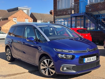 Used Citroen C4 Grand Picasso 2017 for sale - 76100732: Photo 2