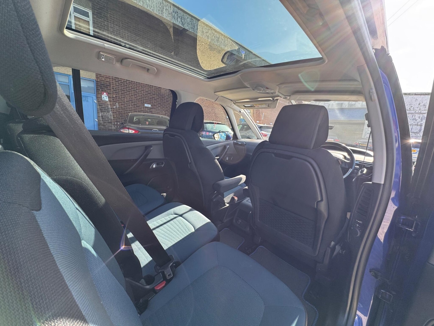 Used Citroen C4 Grand Picasso 2017 for sale - 76100732: Photo 30