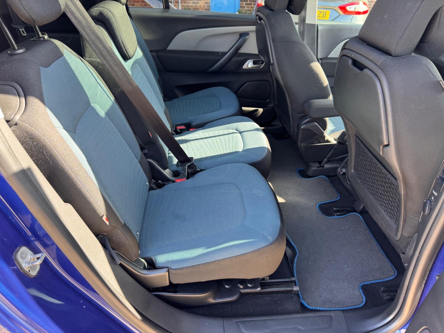 Used Citroen C4 Grand Picasso 2017 for sale - 76100732: Photo 32