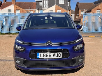 Used Citroen C4 Grand Picasso 2017 for sale - 76100732: Photo 3