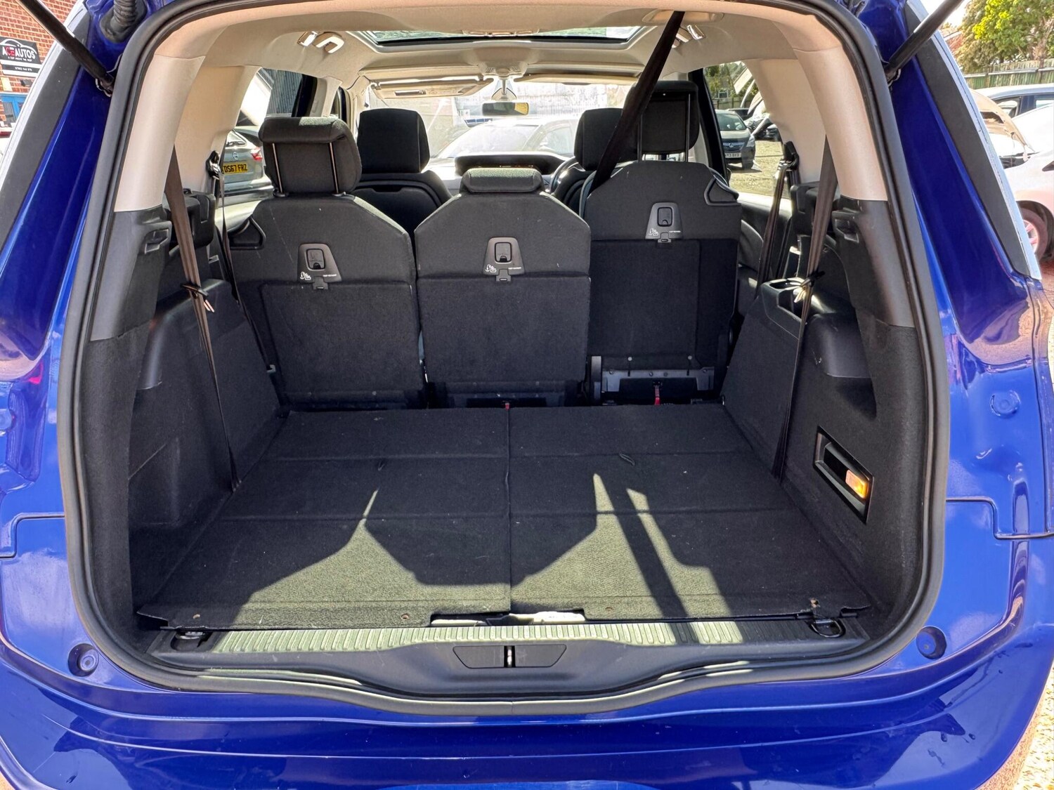 Used Citroen C4 Grand Picasso 2017 for sale - 76100732: Photo 43