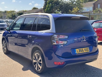 Used Citroen C4 Grand Picasso 2017 for sale - 76100732: Photo 4