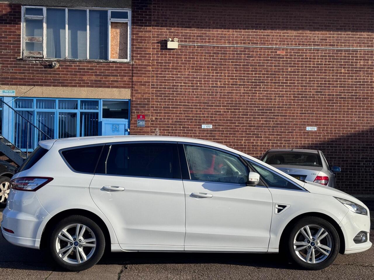 Used Ford S-Max 2016 for sale - 78010973: Photo 11