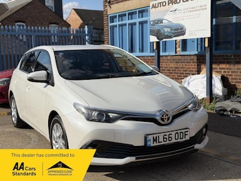 Used Toyota Auris 2016 for sale - 79389413: Photo