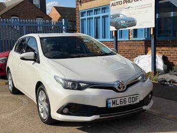 Used Toyota Auris 2016 for sale - 79389413: Photo