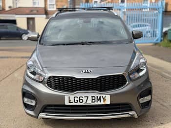 Used Kia Carens 2017 for sale - 79836849: Photo