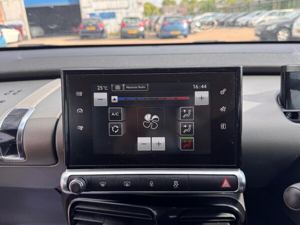 Used Citroen C4 Cactus 2016 for sale - 74964596: Photo 31