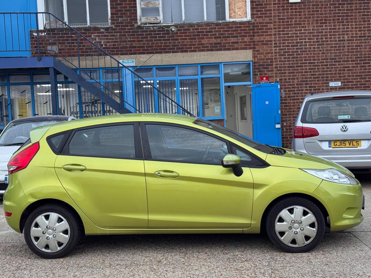 Used Ford Fiesta 2010 for sale - 76609288: Photo 11