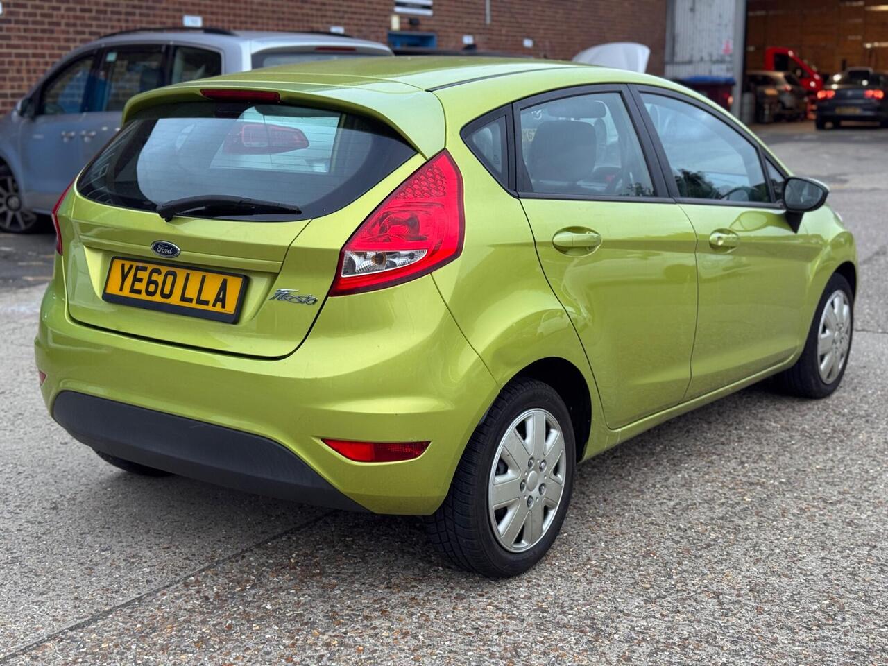 Used Ford Fiesta 2010 for sale - 76609288: Photo 9
