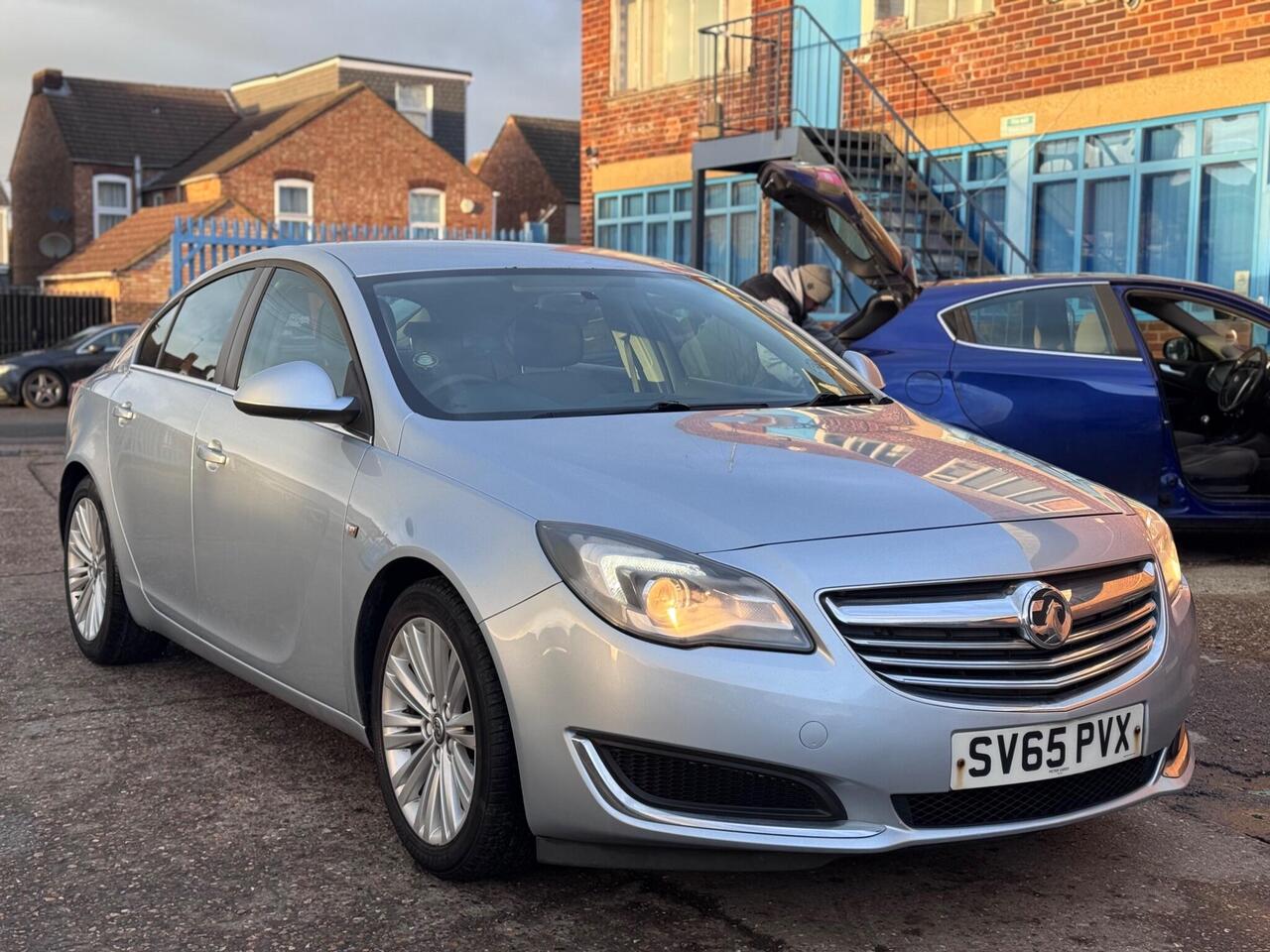 Used Vauxhall Insignia 2015 for sale - 78011776: Photo 2