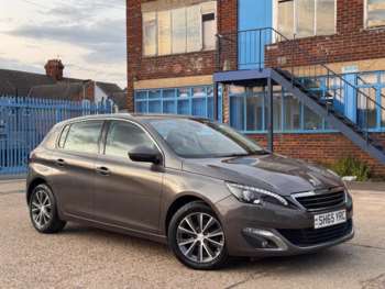 2015 - Hatchback (2013 - 2017) 5-Door