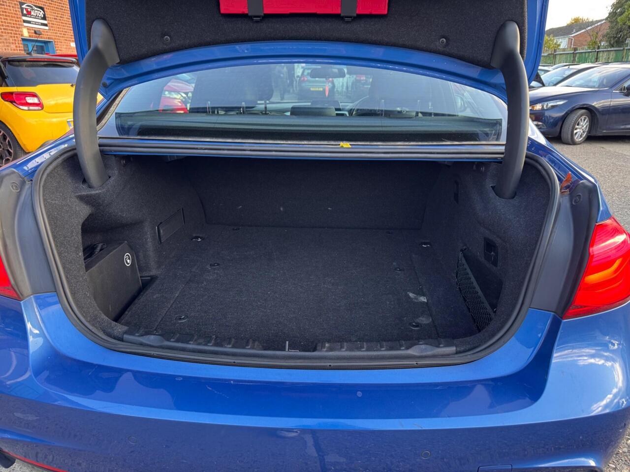 Used BMW 3 Series 2017 for sale - 76410305: Photo 20