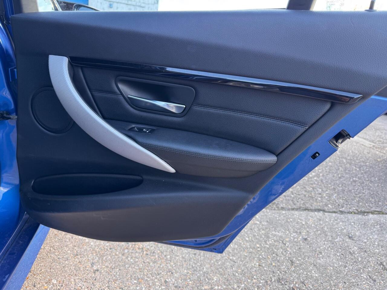 Used BMW 3 Series 2017 for sale - 76410305: Photo 31