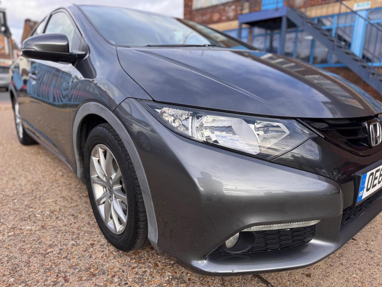 Used Honda Civic 2012 for sale - 76410306: Photo 12