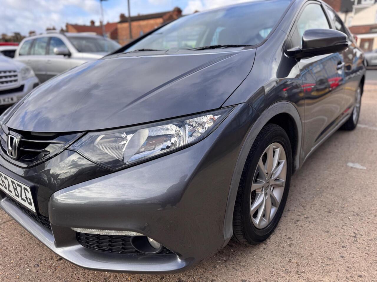 Used Honda Civic 2012 for sale - 76410306: Photo 13