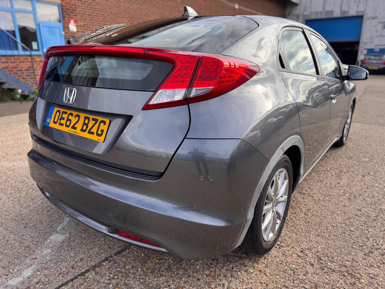 Used Honda Civic 2012 for sale - 76410306: Photo 14