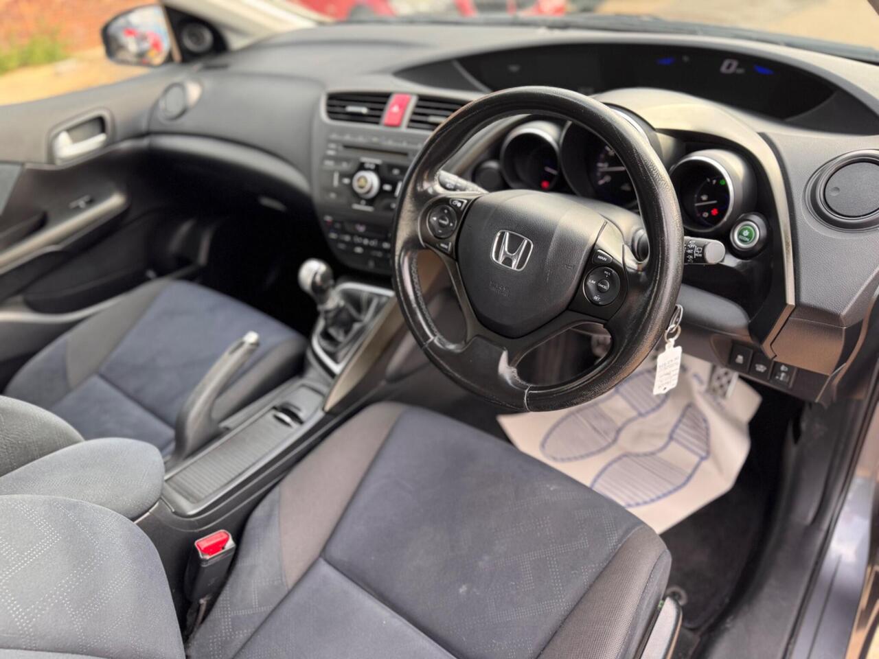 Used Honda Civic 2012 for sale - 76410306: Photo 21