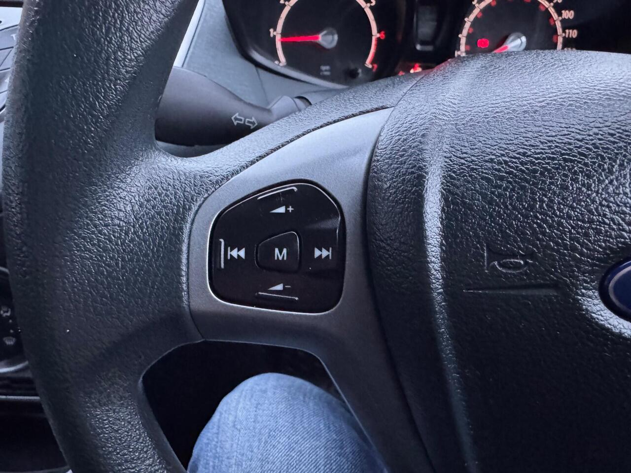 Used Ford Fiesta 2010 for sale - 78010971: Photo 25