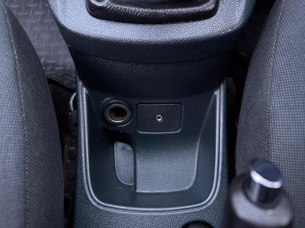 Used Ford Fiesta 2010 for sale - 78010971: Photo 29