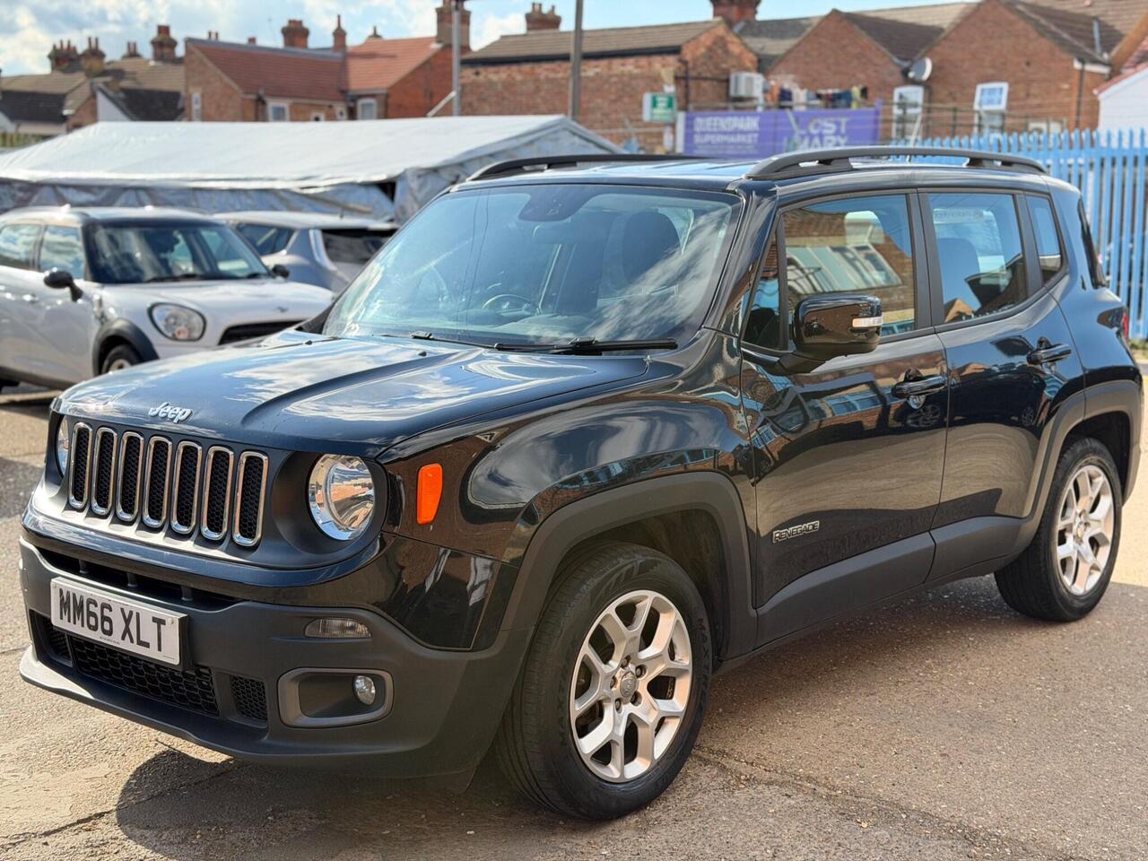 Used Jeep Renegade 2016 for sale - 78087736: Photo 3