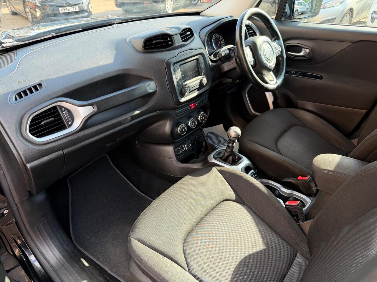 Used Jeep Renegade 2016 for sale - 78087736: Photo 32