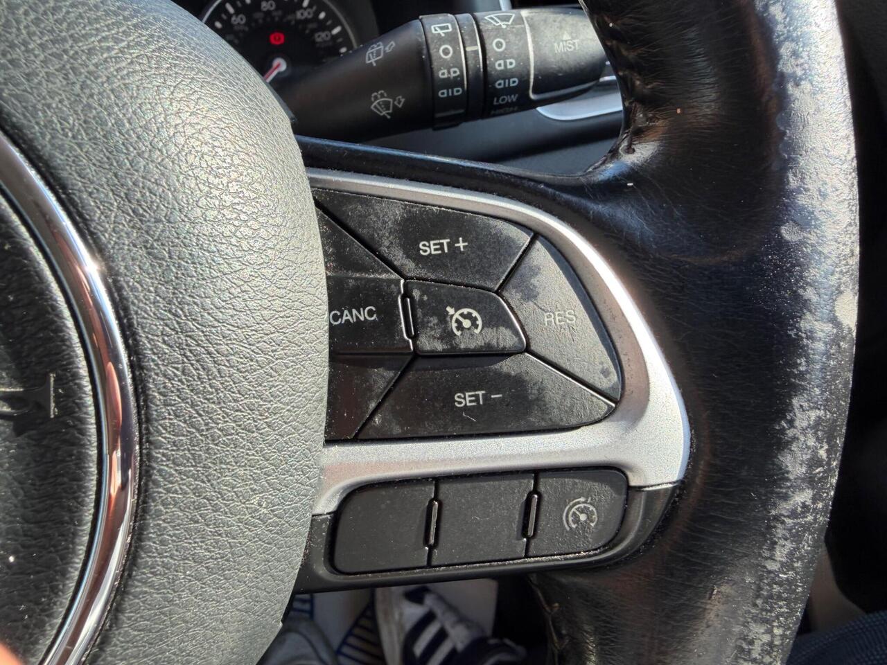 Used Jeep Renegade 2016 for sale - 78087736: Photo 37