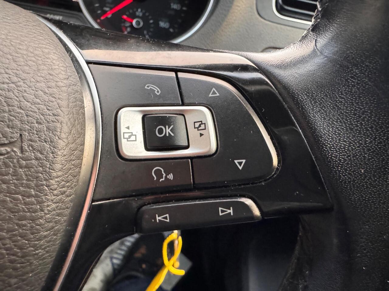 Used Volkswagen Polo 2016 for sale - 76442534: Photo 41