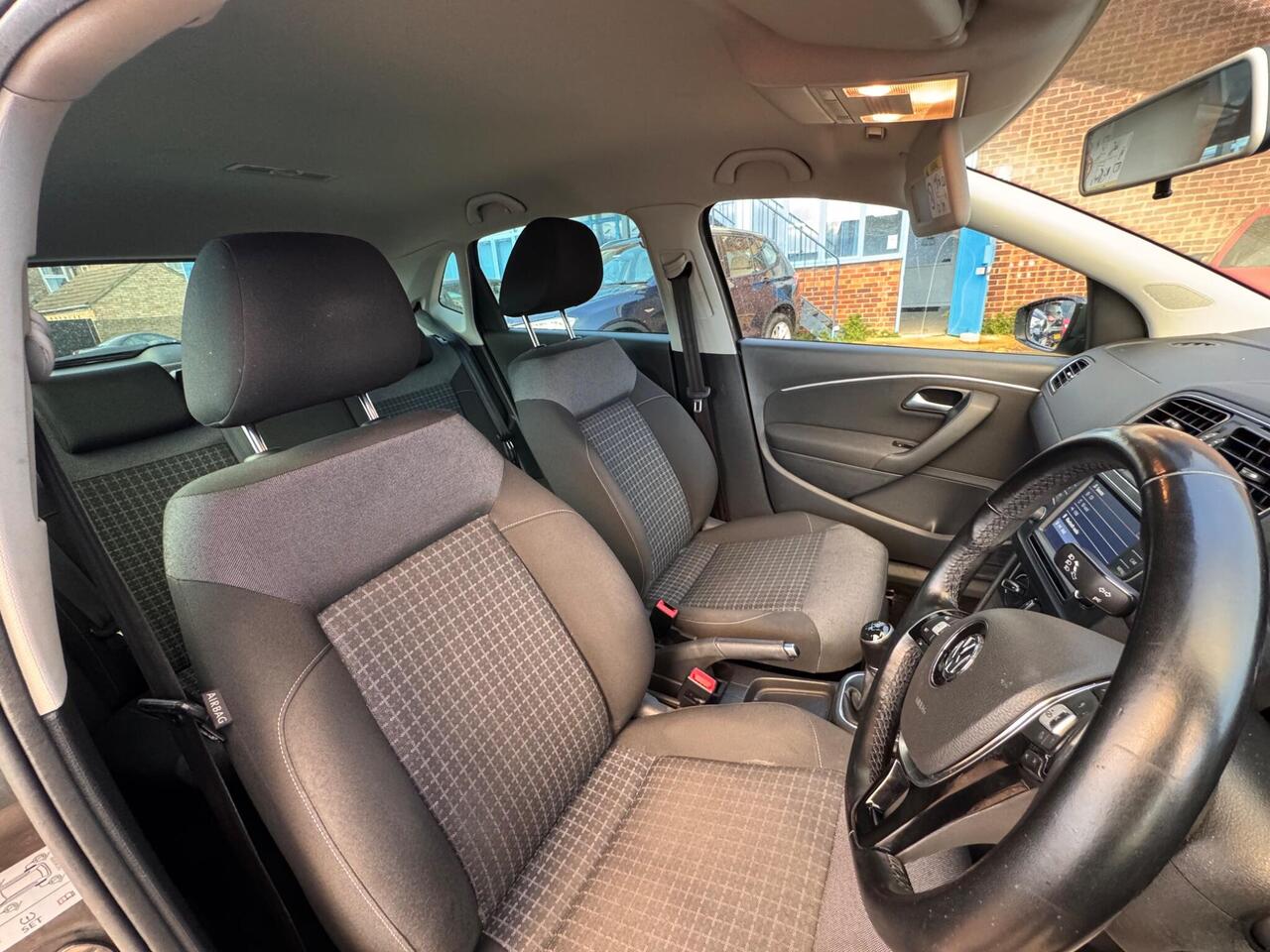 Used Volkswagen Polo 2016 for sale - 76442534: Photo 56