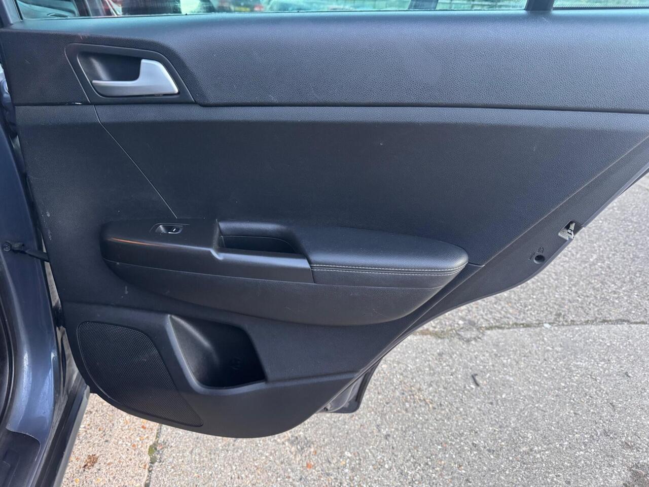 Used Kia Sportage 2018 for sale - 76410304: Photo 29